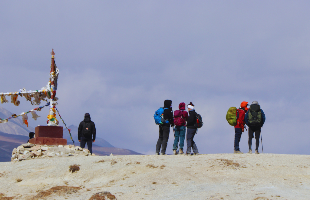 guide for upper mustang trek