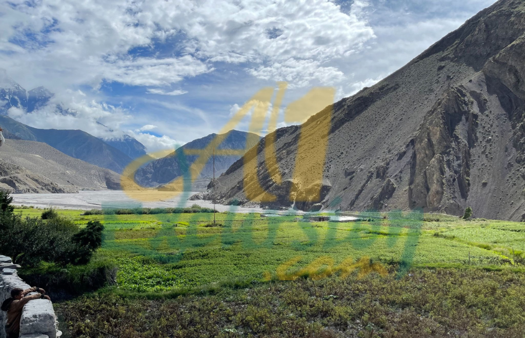 upper mustang nepal trek photo