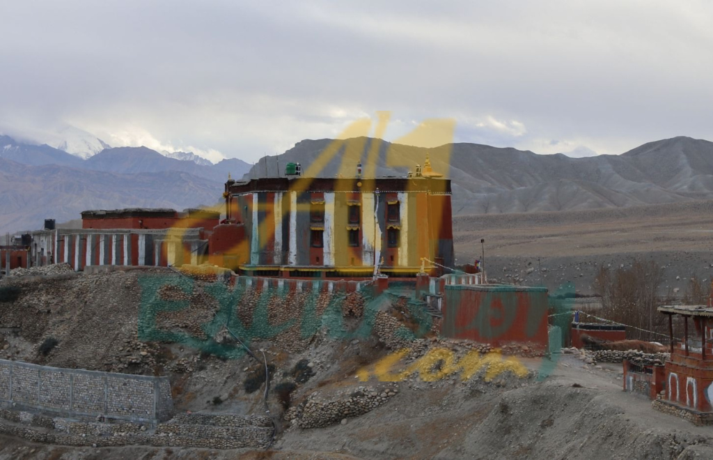 upper mustang nepal trek photo