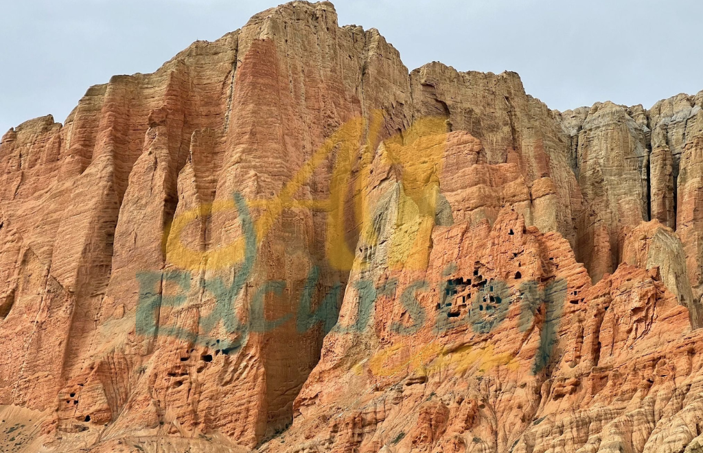upper mustang nepal trek photo
